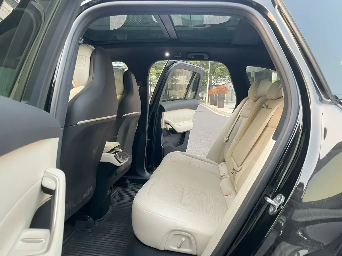 2023 NIO ES6 BEV 75KWH,autocango,china used car exporter,china ev exporter,chinese used car exporter,chinese used ev exporter