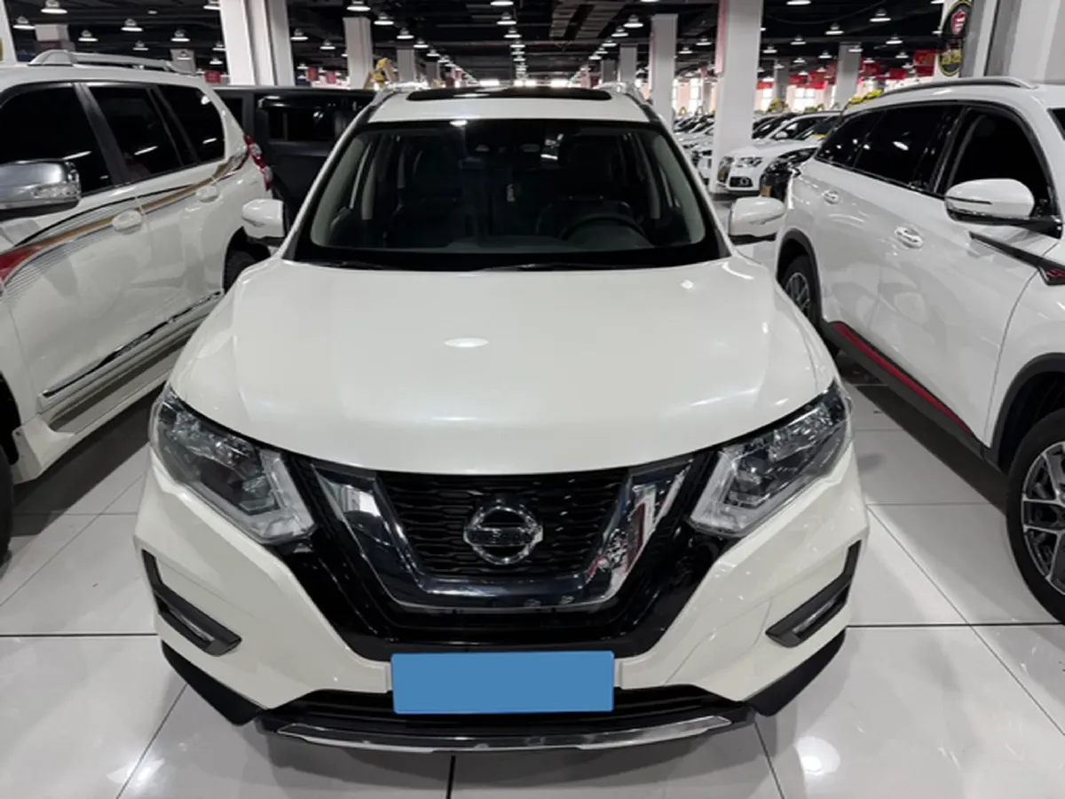 2021 Nissan X-Trail 2.0L 151HP L4 CVT,autocango,china used car exporter,china ev exporter,chinese used car exporter,chinese used ev exporter