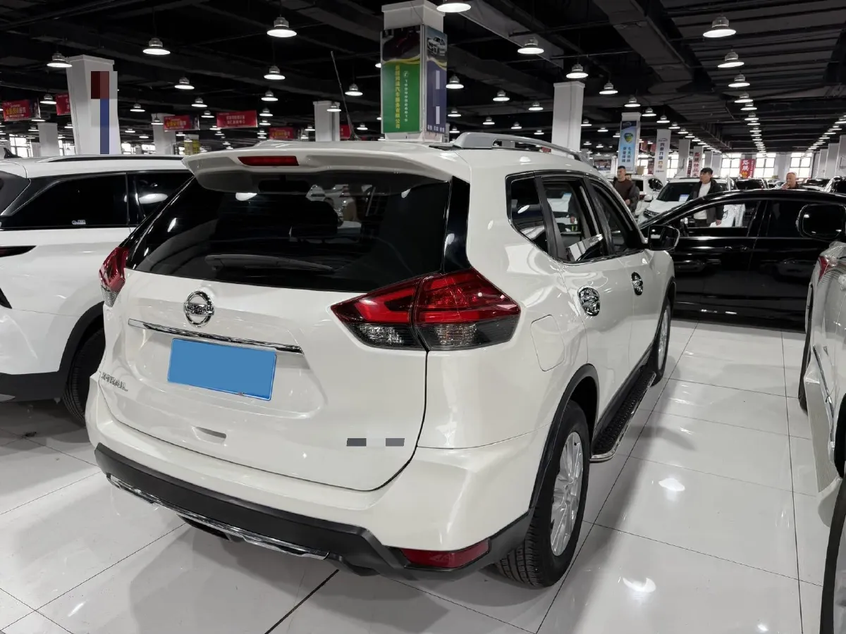 2021 Nissan X-Trail 2.0L 151HP L4 CVT,autocango,china used car exporter,china ev exporter,chinese used car exporter,chinese used ev exporter
