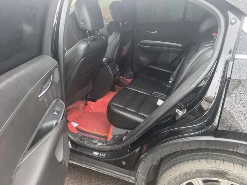 2020 Cadillac XT4 2.0T 241HP L4 9AT,autocango,china used car exporter,china ev exporter,chinese used car exporter,chinese used ev exporter