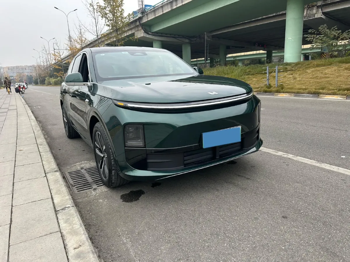 2024 Li L6 Range Extended 154HP L4 REEV 36.8KWH,autocango,china used car exporter,china ev exporter,chinese used car exporter,chinese used ev exporter