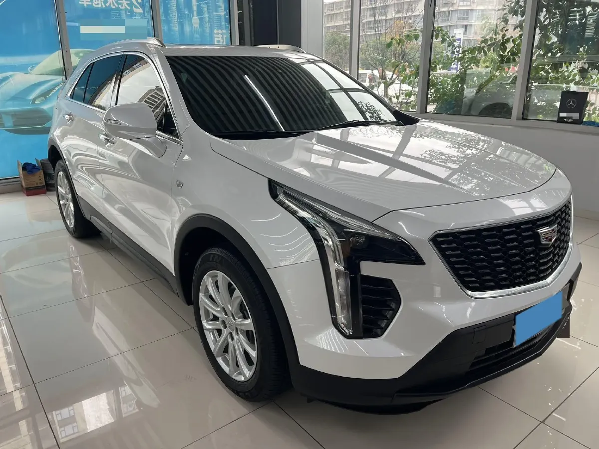 2022 Cadillac XT4 2.0T 237HP L4 9AT,autocango,china used car exporter,china ev exporter,chinese used car exporter,chinese used ev exporter