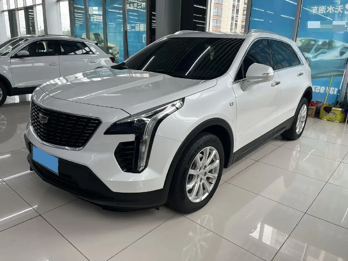 2022 Cadillac XT4 2.0T 237HP L4 9AT 2022 Cadillac XT4 2.0T 237HP L4 9AT