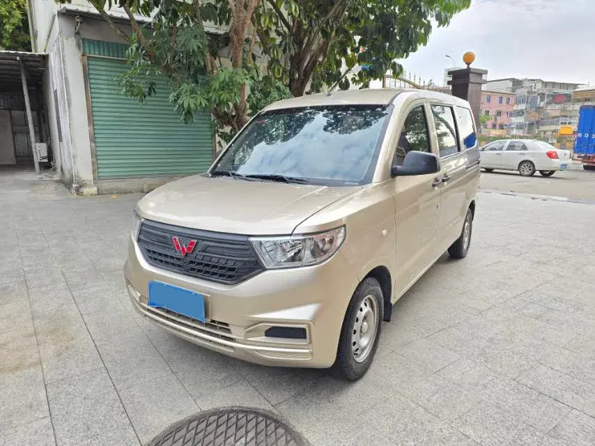 2019 WuLing RongGuang V 1.5L 99HP L4 6MT
