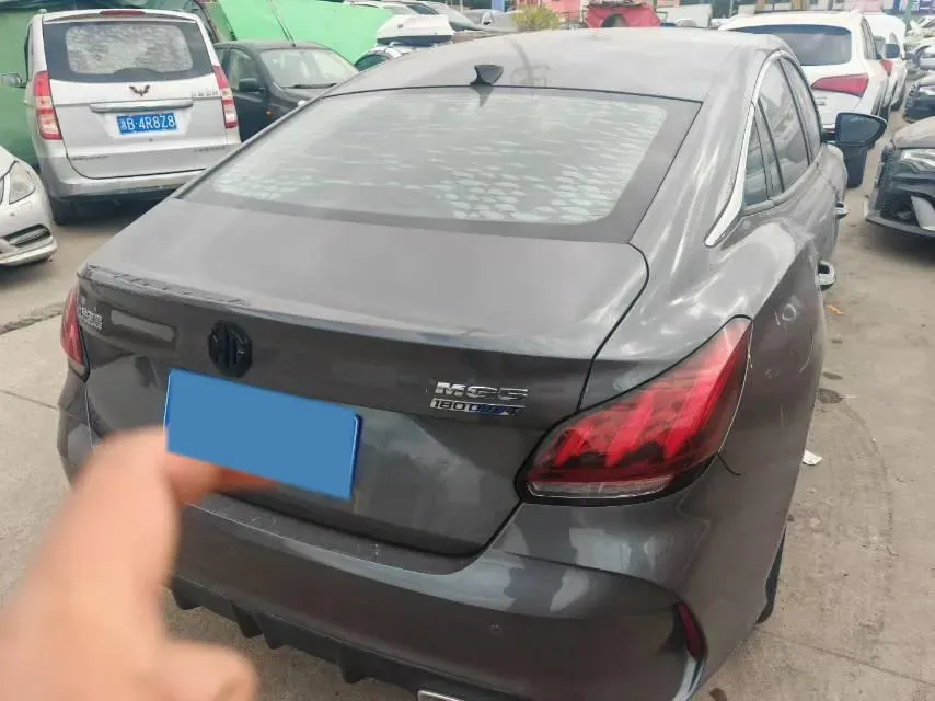 2021 MG 5 1.5L 120HP L4 5MT,autocango,china used car exporter,china ev exporter,chinese used car exporter,chinese used ev exporter