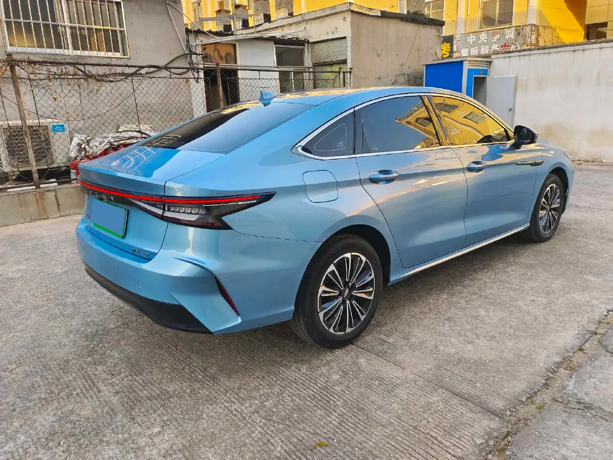 2024 Fulwin FulwinA8 1.5T 156HP L4 1DHT PHEV 18.3KWH,autocango,china used car exporter,china ev exporter,chinese used car exporter,chinese used ev exporter