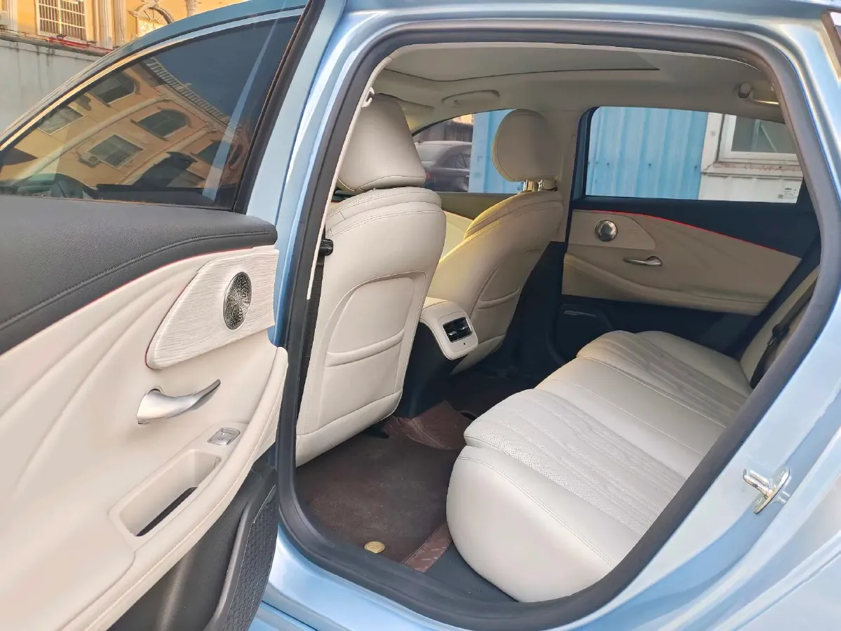 2024 Fulwin FulwinA8 1.5T 156HP L4 1DHT PHEV 18.3KWH,autocango,china used car exporter,china ev exporter,chinese used car exporter,chinese used ev exporter