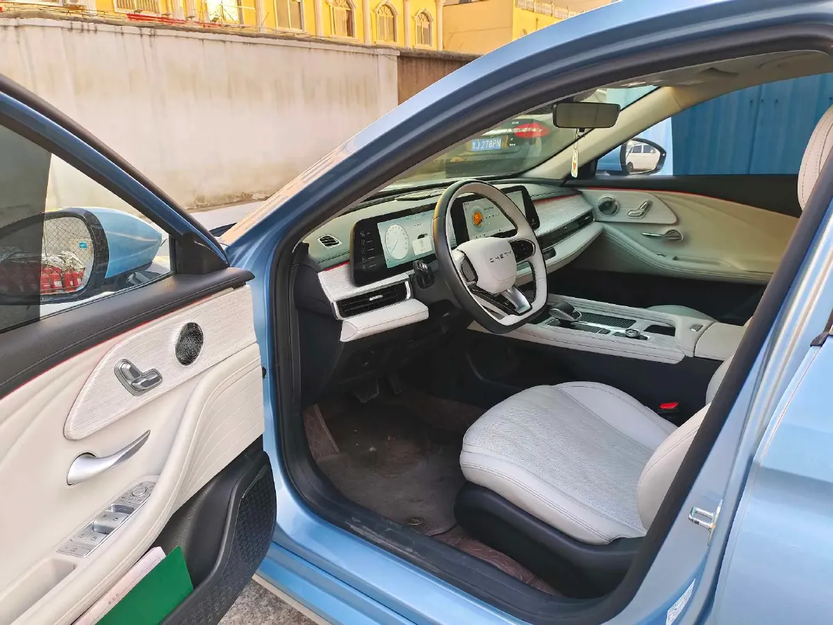 2024 Fulwin FulwinA8 1.5T 156HP L4 1DHT PHEV 18.3KWH,autocango,china used car exporter,china ev exporter,chinese used car exporter,chinese used ev exporter