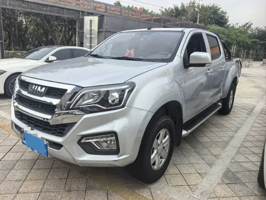 2022 Isuzu RE-MAX Jim 2.8T 120HP L4 5MT
