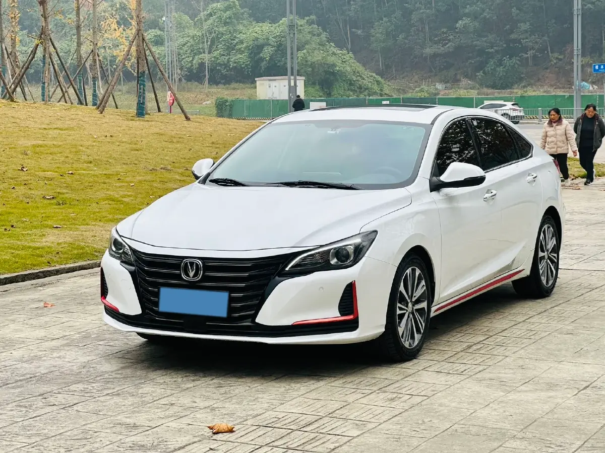 2021 ChangAn Raeton CC 1.5T 180HP L4 7DCT