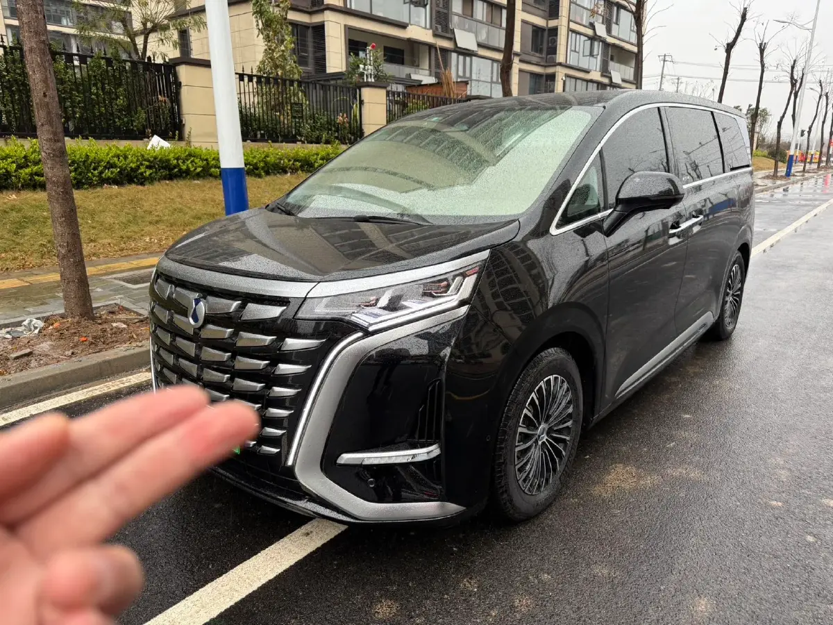 2022 Honda Odyssey 2.0L 146HP L4 E-CVT Hybrid 2022 Honda Odyssey 2.0L 146HP L4 E-CVT Hybrid