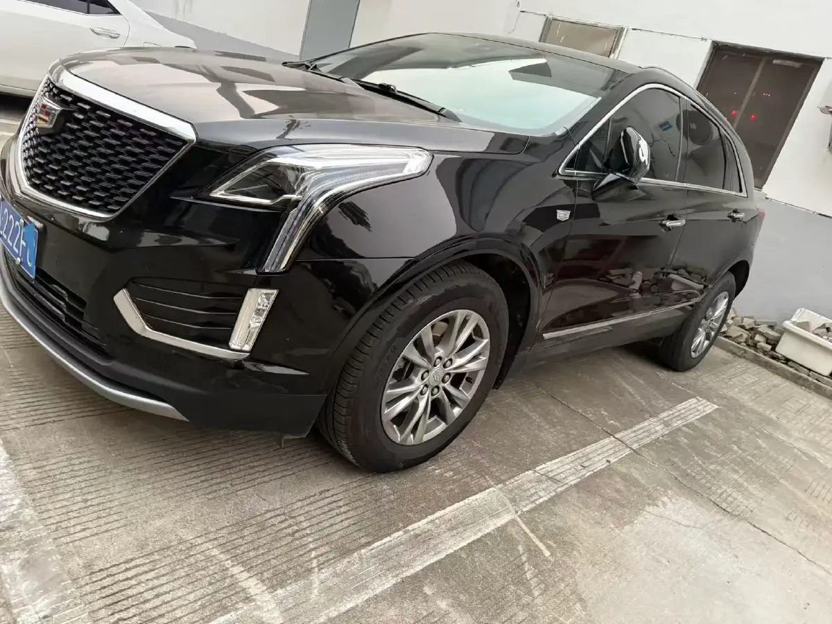 2023 Cadillac XT5 2.0T 237HP L4 9AT