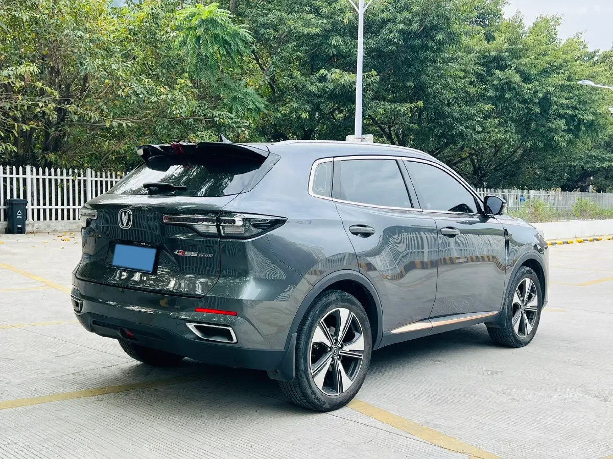 2022 ChangAn Oshan X7 Plus 1.5T 188HP L4 7DCT,autocango,china used car exporter,china ev exporter,chinese used car exporter,chinese used ev exporter