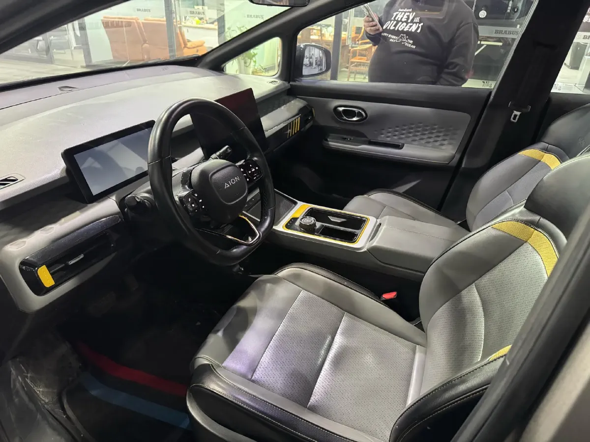 2022 Geely Okavango 1.8T 184HP L4 7DCT,autocango,china used car exporter,china ev exporter,chinese used car exporter,chinese used ev exporter