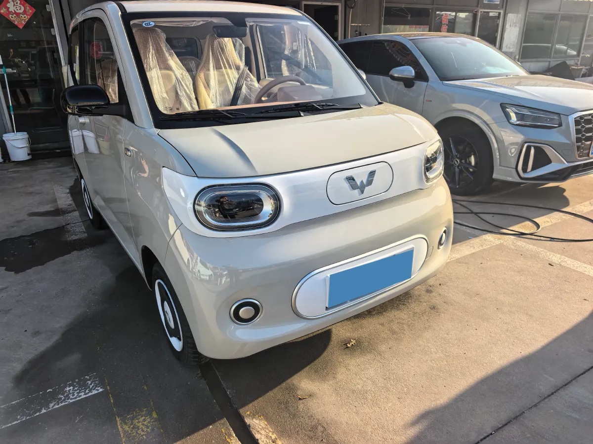 2024 WuLing HongGuang MINI EV BEV 17.3KWH,autocango,china used car exporter,china ev exporter,chinese used car exporter,chinese used ev exporter