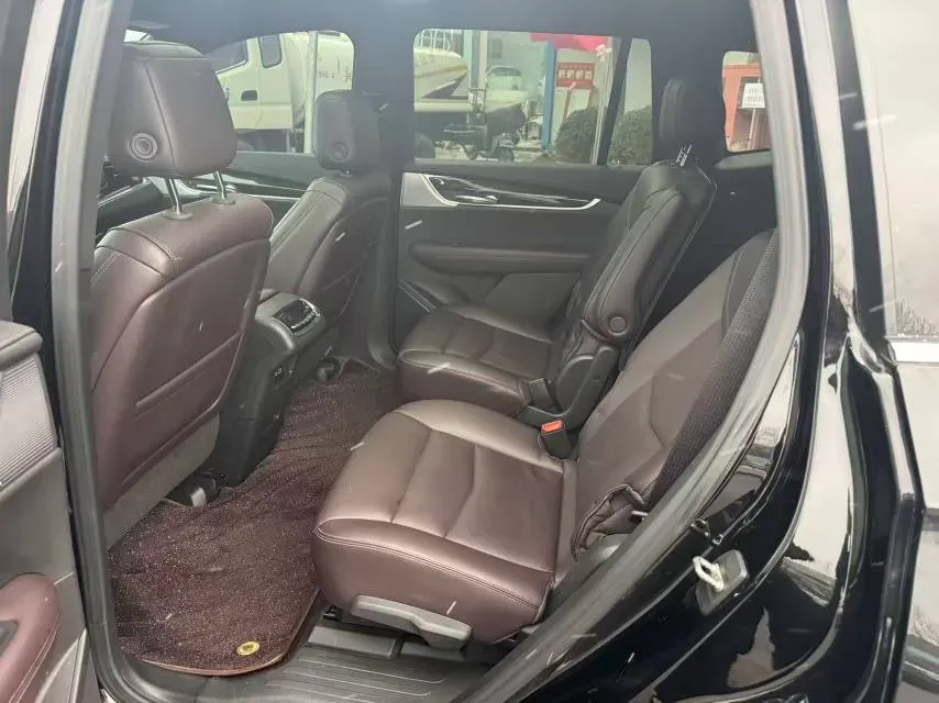 2022 Cadillac XT6 2.0T 237HP L4 9AT,autocango,china used car exporter,china ev exporter,chinese used car exporter,chinese used ev exporter