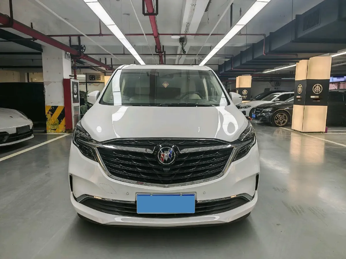 2022 Buick GL8 2.0T 237HP L4 9AT,autocango,china used car exporter,china ev exporter,chinese used car exporter,chinese used ev exporter