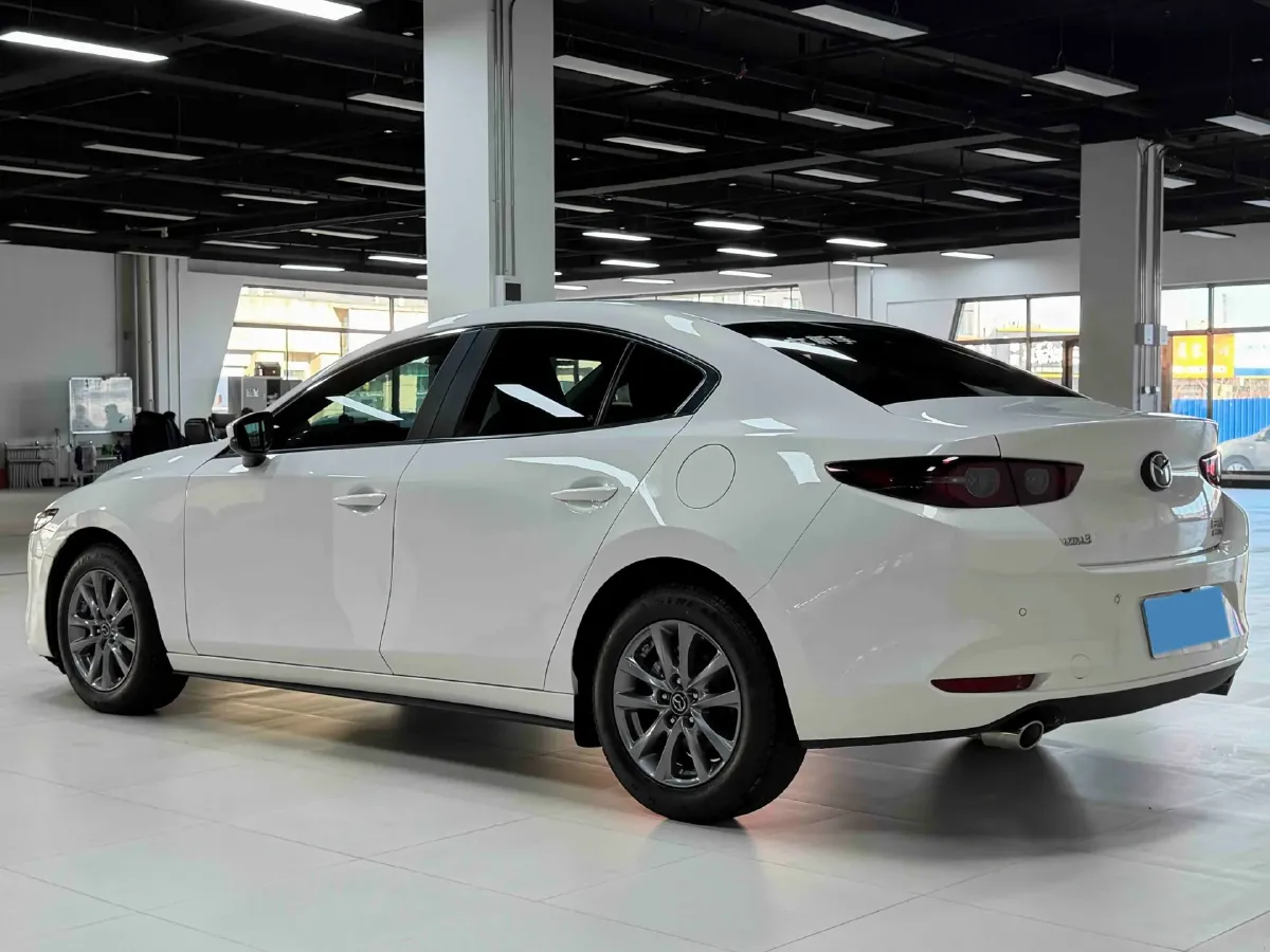 2021 Mazda 3 Axela 1.5L 117HP L4 6AT,autocango,china used car exporter,china ev exporter,chinese used car exporter,chinese used ev exporter