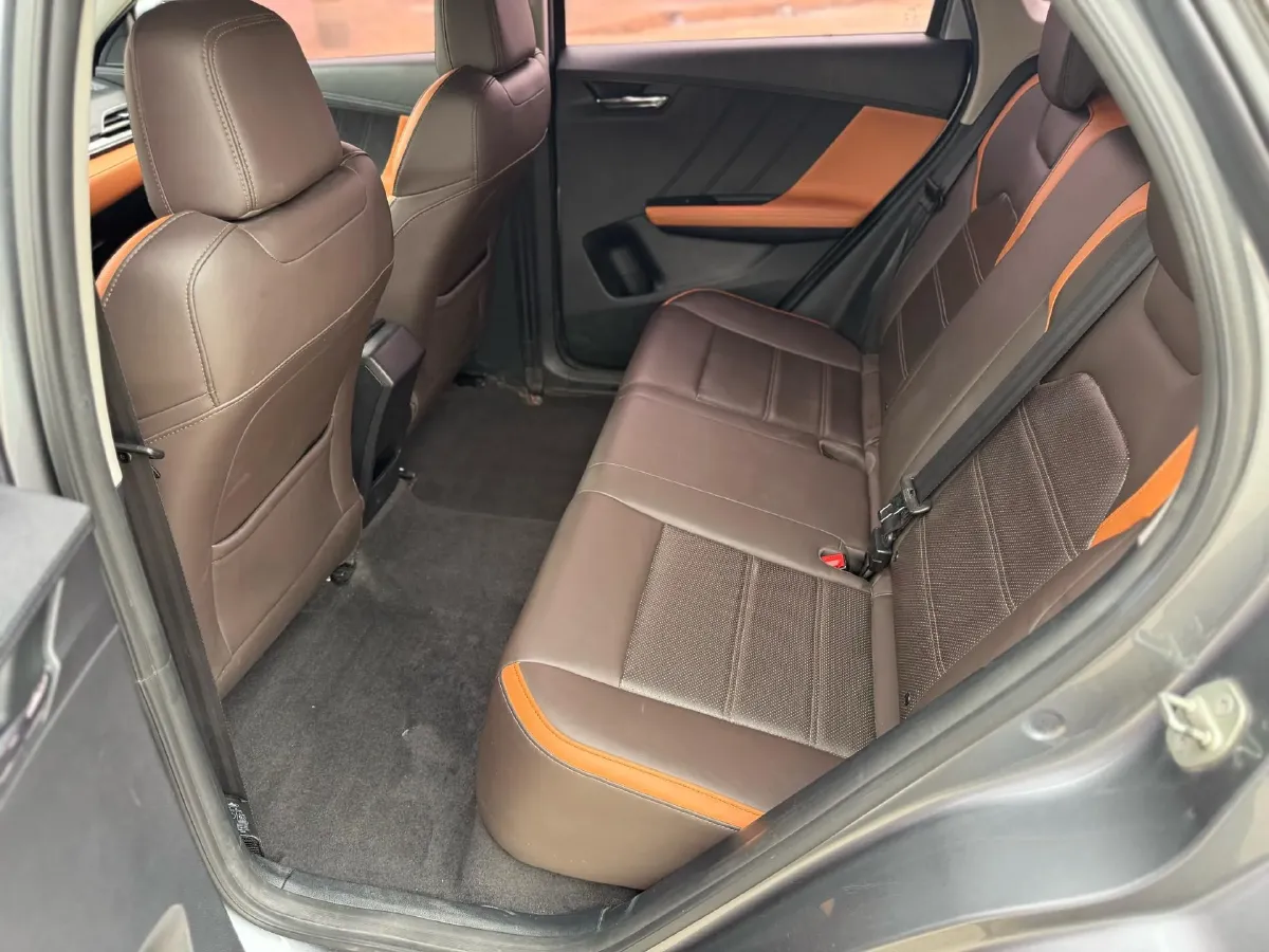 2021 Geely Azkarra 1.8T 184HP L4 7DCT,autocango,china used car exporter,china ev exporter,chinese used car exporter,chinese used ev exporter