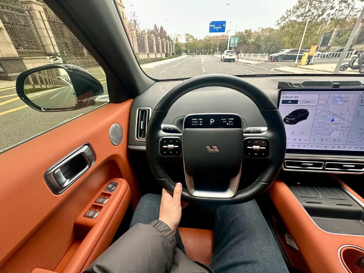 2024 Li L7 Range Extended 154HP REEV 42.8KWH,autocango,china used car exporter,china ev exporter,chinese used car exporter,chinese used ev exporter