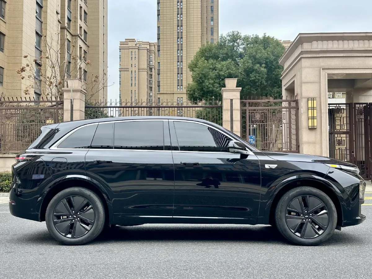 2024 Li L7 Range Extended 154HP REEV 42.8KWH,autocango,china used car exporter,china ev exporter,chinese used car exporter,chinese used ev exporter