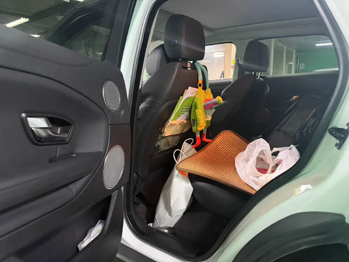 2018 Land Rover Range Rover Evoque 2.0T 241HP L4 9AT,autocango,china used car exporter,china ev exporter,chinese used car exporter,chinese used ev exporter