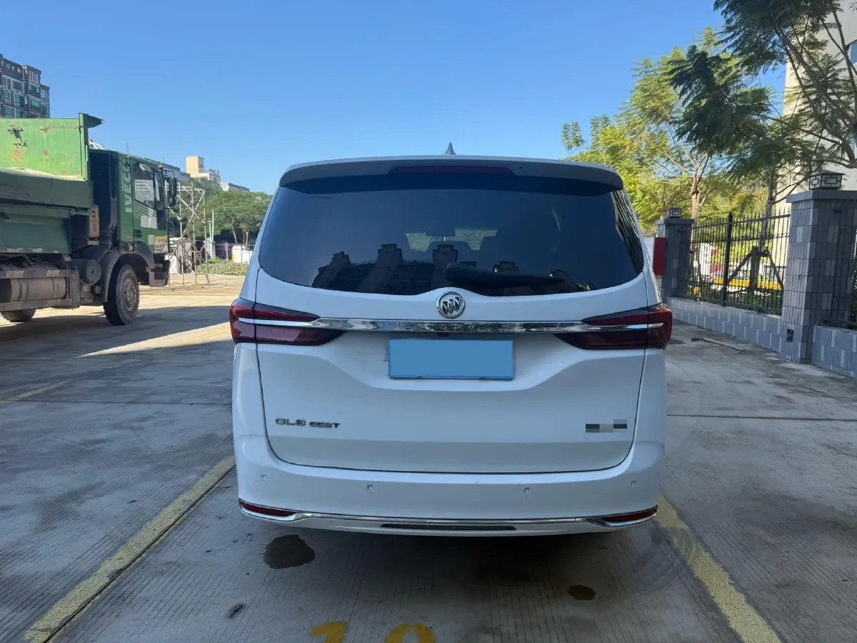 2022 Buick GL8 2.0T 237HP L4 9AT,autocango,china used car exporter,china ev exporter,chinese used car exporter,chinese used ev exporter