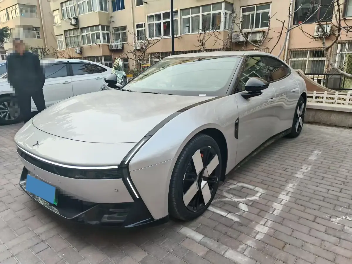 2023 Xpeng P7 BEV 86.2KWH