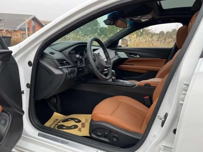 2022 Cadillac CT4 2.0T 237HP L4 8AT,autocango,china used car exporter,china ev exporter,chinese used car exporter,chinese used ev exporter