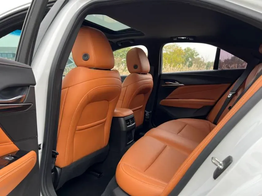 2022 Cadillac CT4 2.0T 237HP L4 8AT,autocango,china used car exporter,china ev exporter,chinese used car exporter,chinese used ev exporter