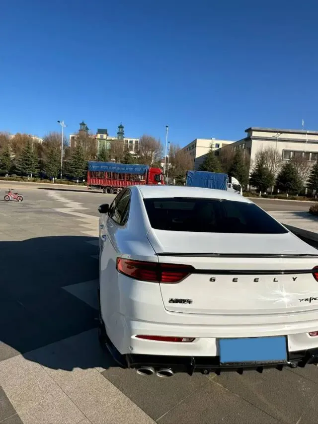 2024 Geely Preface 2.0T 190HP L4 7DCT,autocango,china used car exporter,china ev exporter,chinese used car exporter,chinese used ev exporter