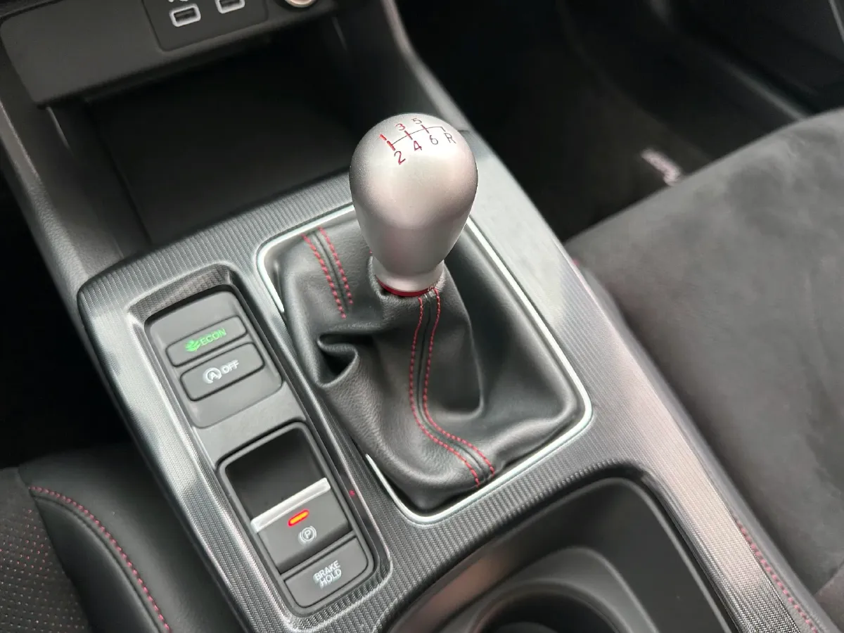 2023 Honda Civic 1.5T 182HP L4 6MT,autocango,china used car exporter,china ev exporter,chinese used car exporter,chinese used ev exporter