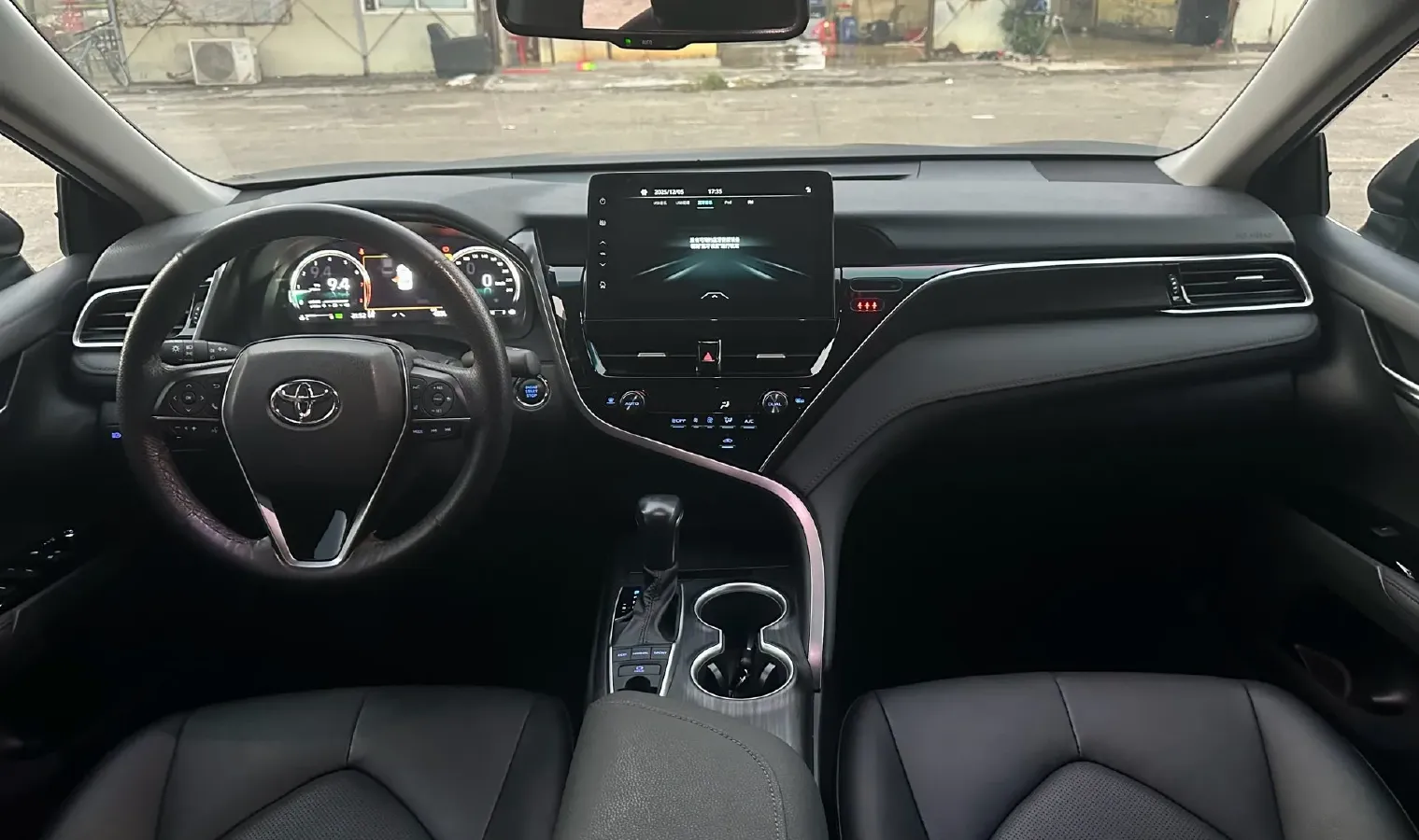 2021 Toyota Camry 2.5L 209HP L4 8AT,autocango,china used car exporter,china ev exporter,chinese used car exporter,chinese used ev exporter