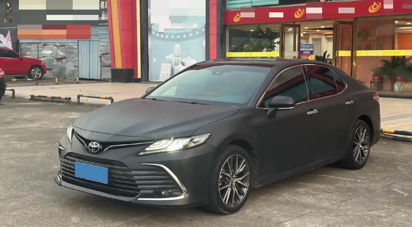 2021 Toyota Camry 2.5L 209HP L4 8AT