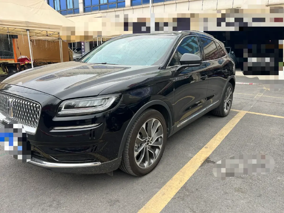 2021 Lincoln Nautilus 2.0T 245HP L4 8AT