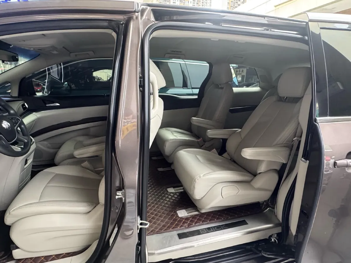 2023 Buick GL8 2.0T 237HP L4 9AT,autocango,china used car exporter,china ev exporter,chinese used car exporter,chinese used ev exporter