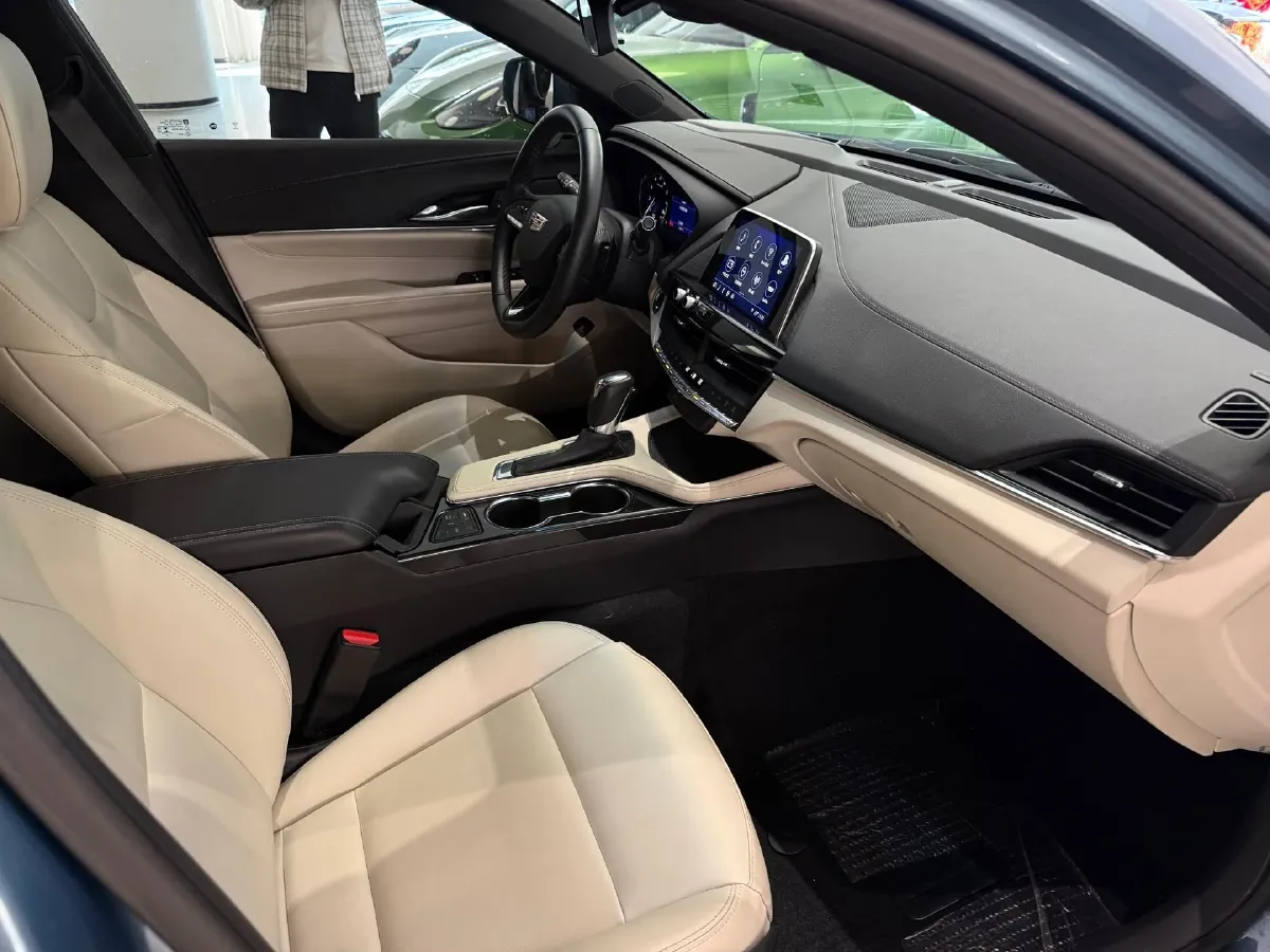 2023 Cadillac CT4 1.5T 211HP L4 8AT,autocango,china used car exporter,china ev exporter,chinese used car exporter,chinese used ev exporter