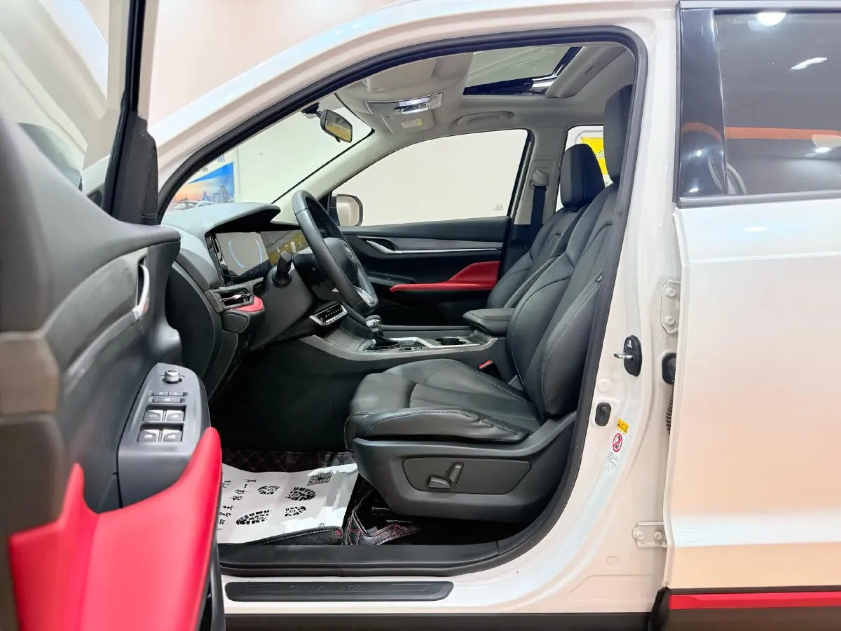 2021 ChangAn CS55 Plus 1.5T 180HP L4 7DCT,autocango,china used car exporter,china ev exporter,chinese used car exporter,chinese used ev exporter