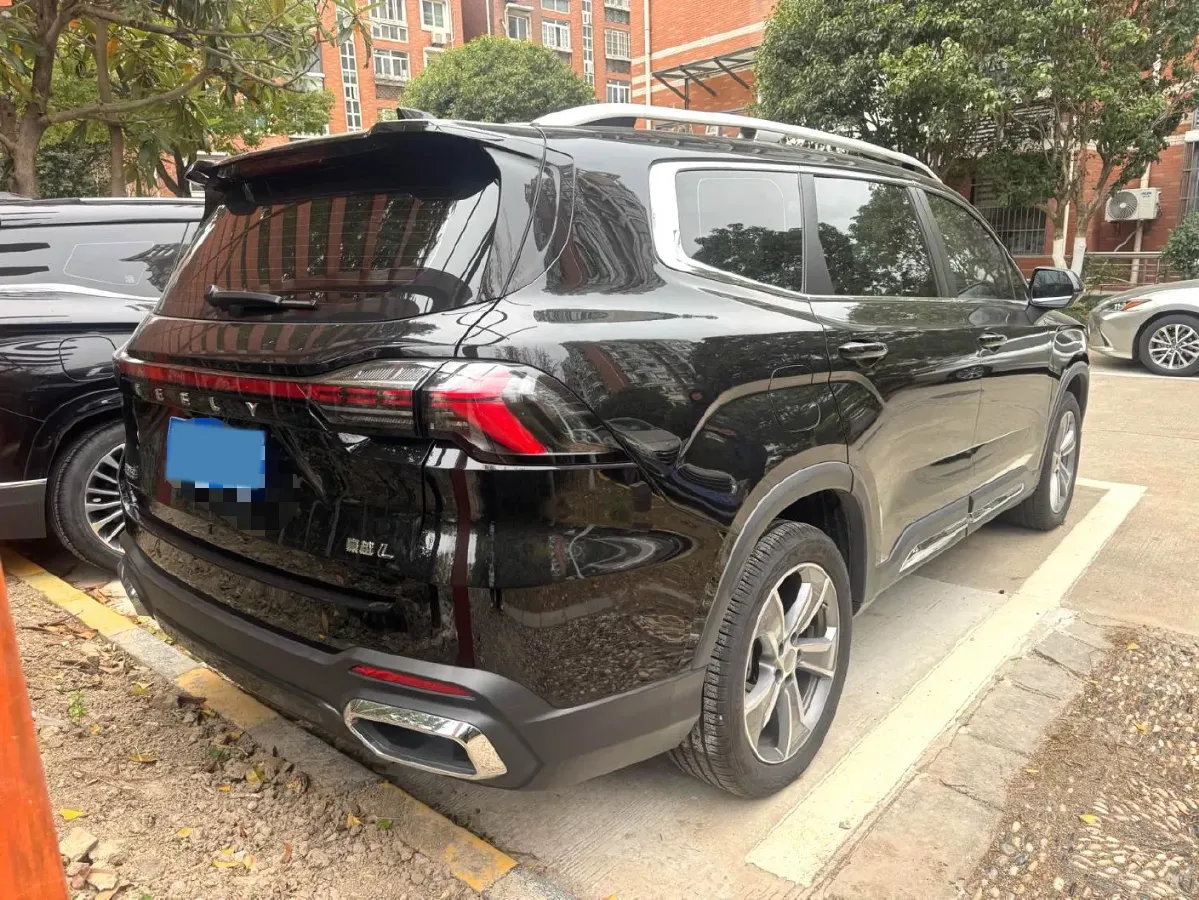 2024 Geely Okavango L 2.0T 218HP L4 7DCT,autocango,china used car exporter,china ev exporter,chinese used car exporter,chinese used ev exporter