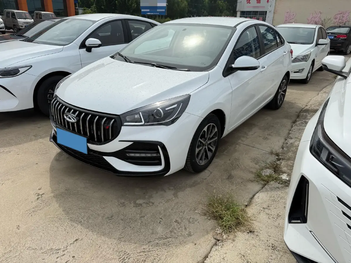 2025 Chery Arrizo 5 1.5L 120HP L4 CVT