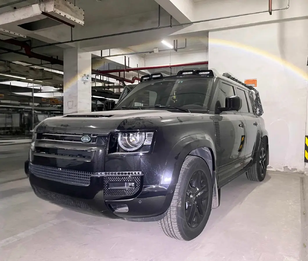 2024 Land Rover Defender 3.0T 400HP L6 8AT