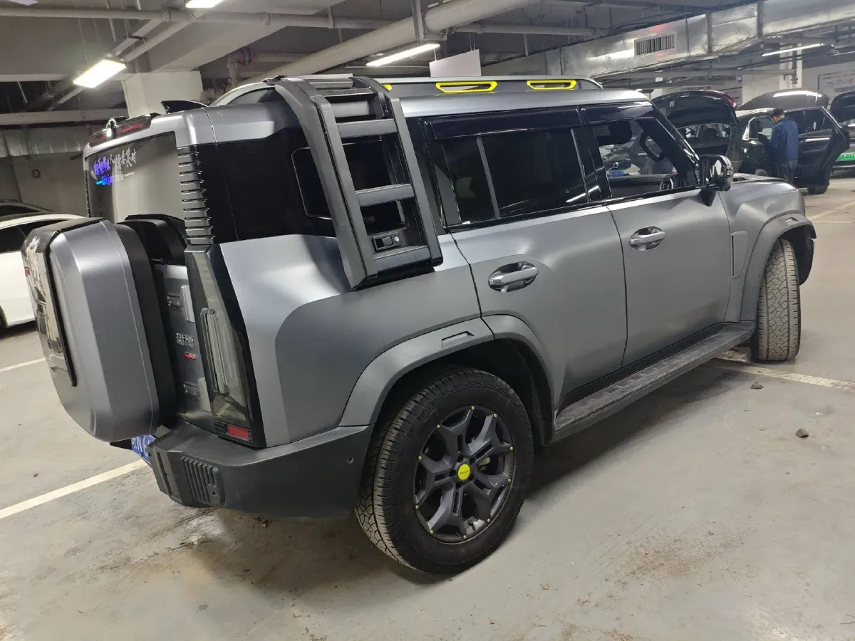 2023 Jetour Traveller 2.0T 254HP L4 7DCT,autocango,china used car exporter,china ev exporter,chinese used car exporter,chinese used ev exporter