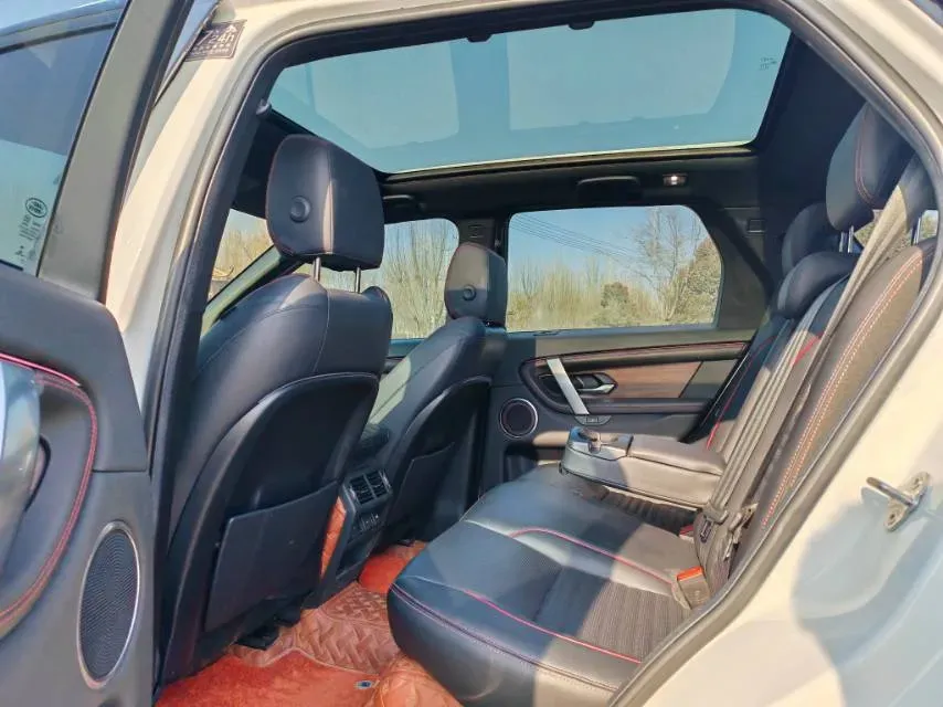 2021 Land Rover Discovery Sport 2.0T 249HP L4 9AT,autocango,china used car exporter,china ev exporter,chinese used car exporter,chinese used ev exporter