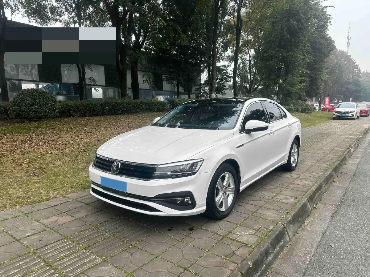 2019 Volkswagen T-Cross 1.4T 150HP L4 7DCT