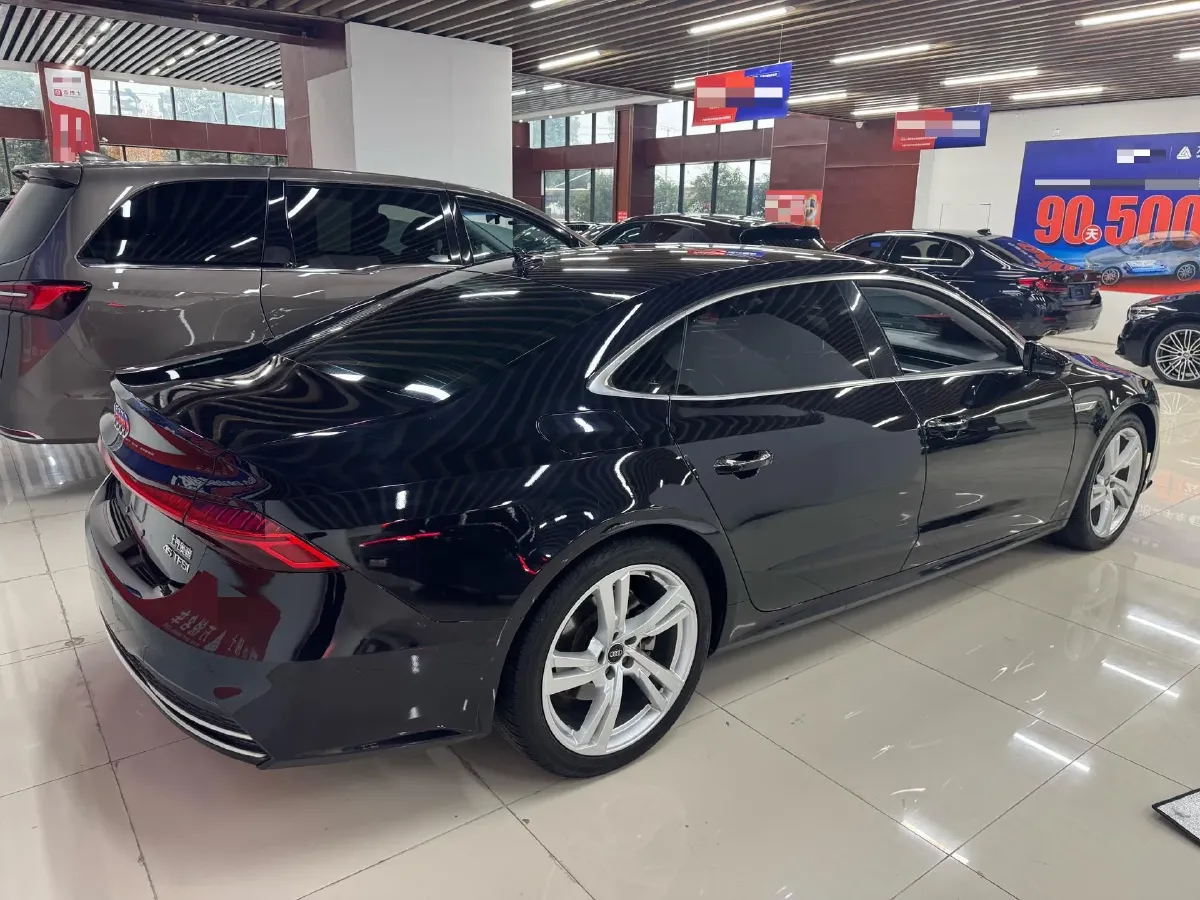 2022 Cadillac XT6 2.0T 237HP L4 9AT,autocango,china used car exporter,china ev exporter,chinese used car exporter,chinese used ev exporter