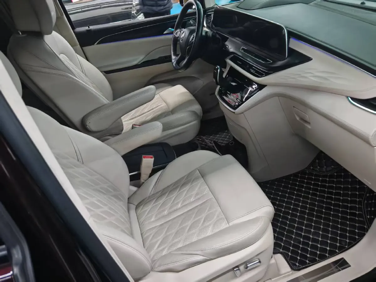 2021 Buick GL8 2.0T 237HP L4 9AT,autocango,china used car exporter,china ev exporter,chinese used car exporter,chinese used ev exporter