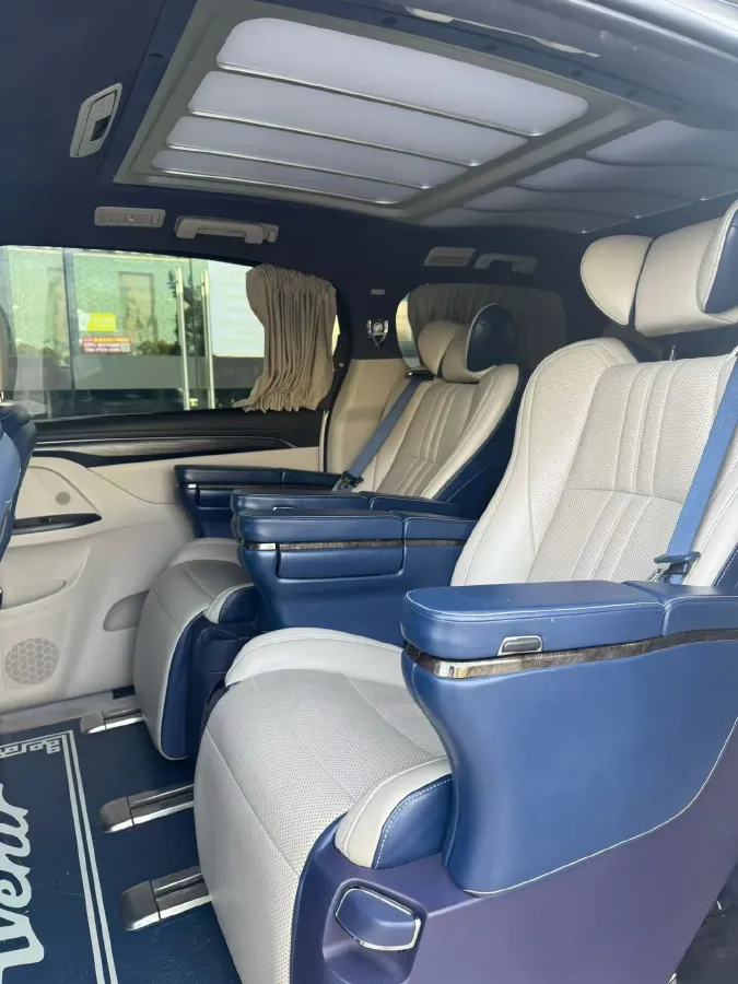 2021 Buick GL8 2.0T 237HP L4 9AT,autocango,china used car exporter,china ev exporter,chinese used car exporter,chinese used ev exporter