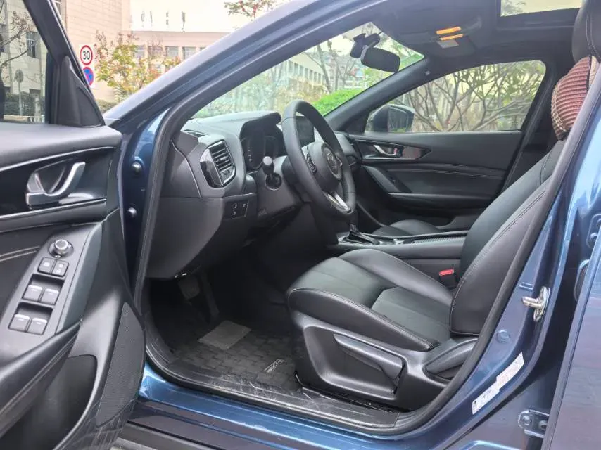 2020 Mazda CX-4 2.0L 158HP L4 6AT,autocango,china used car exporter,china ev exporter,chinese used car exporter,chinese used ev exporter