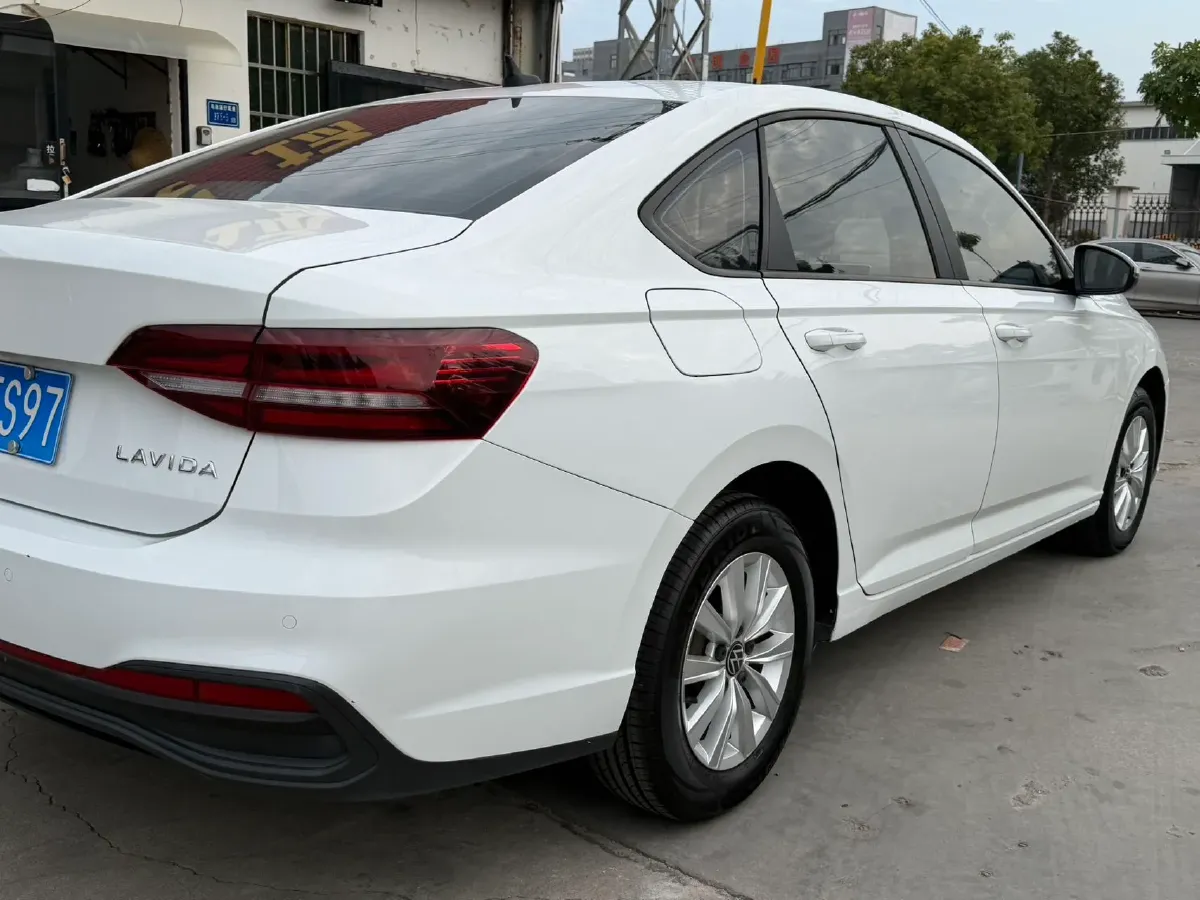 2023 Volkswagen Lavida 1.5L 110HP L4 6AT,autocango,china used car exporter,china ev exporter,chinese used car exporter,chinese used ev exporter