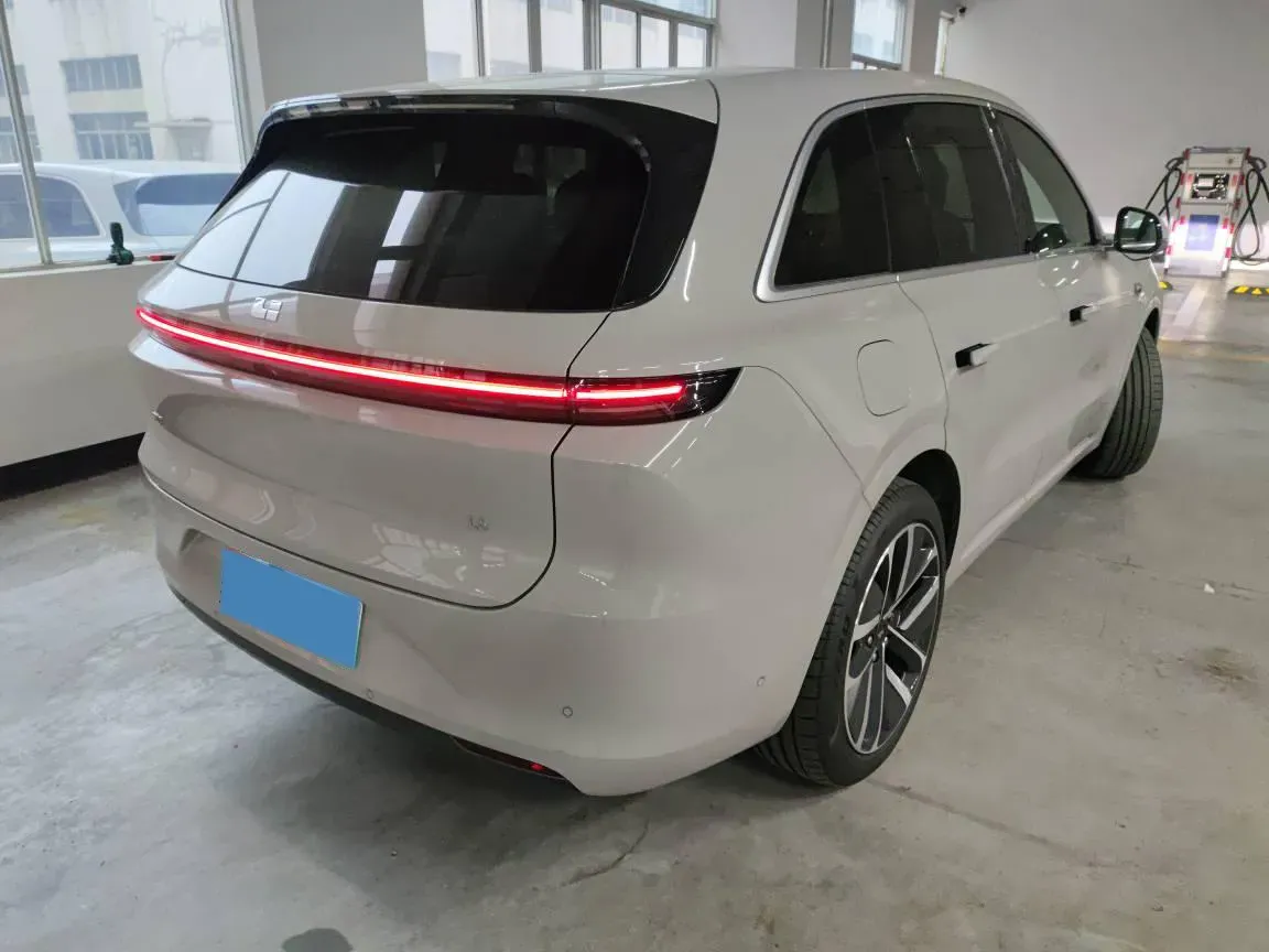 2024 Li L6 Range Extended 154HP L4 REEV 36.8KWH,autocango,china used car exporter,china ev exporter,chinese used car exporter,chinese used ev exporter